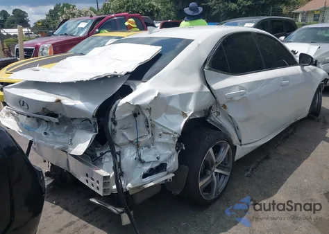 2019 Lexus Is 300 z USA, uszkodzony, nr VIN JTHBA1D21K5087709